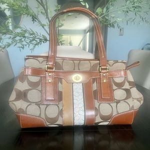 COACH Tote
